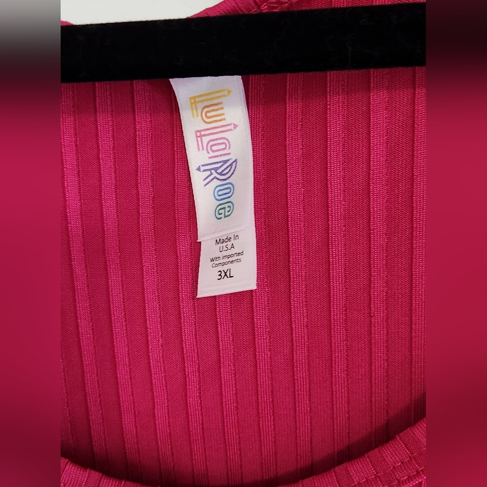 Lularoe Lynnae - Picture 2 of 4